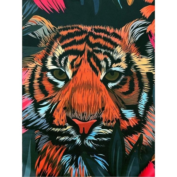 Women's Tiger Bamboo Leaf Print Long Sleeve Top Sweatshirt - Picture 7 of 8